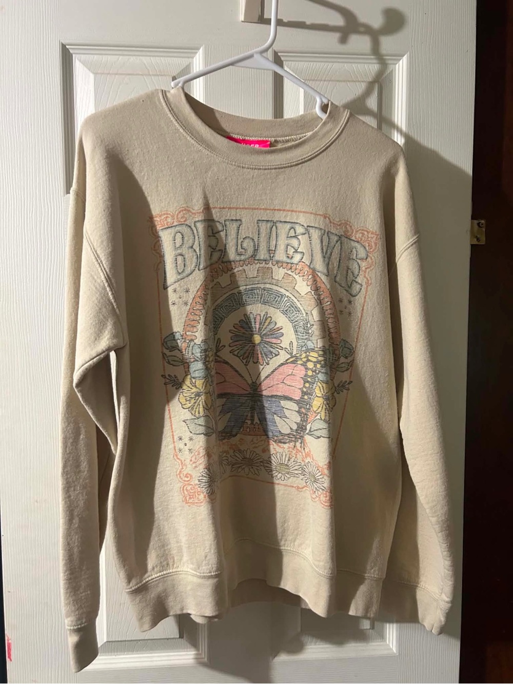 Believe Graphic Crewneck Sweatshirt - Cream